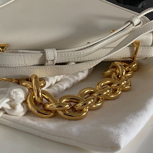 Bottega Veneta "The Mount" Bag - Picture 11 of 12